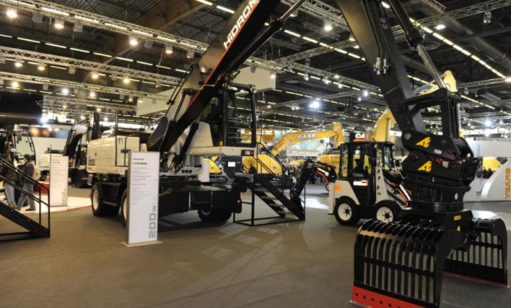 Hidromek HMK200LC crawler excavator LIVE at INTERMAT 2012 Hidromek_HMK200LC
