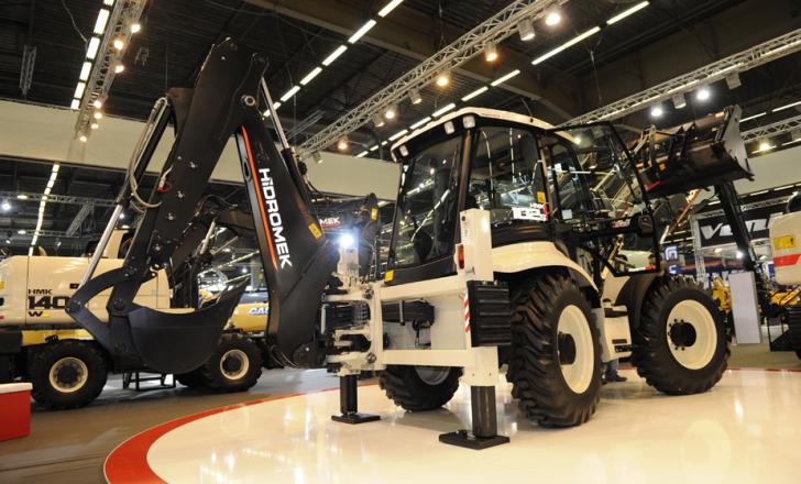 Hidromek HMK102s backhoe loader LIVE at INTERMAT 2012 Hidromek_HMK102s