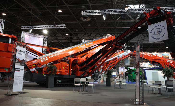 Terex Finlay 684 inclined screen, live at INTERMAT 2012 Terex Finlay 684 inclined screen, live at INTERMAT 2012