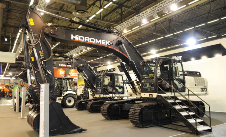 Hidromek HMK370LC crawler excavator LIVE at INTERMAT 2012 Hidromek_HMK370LC