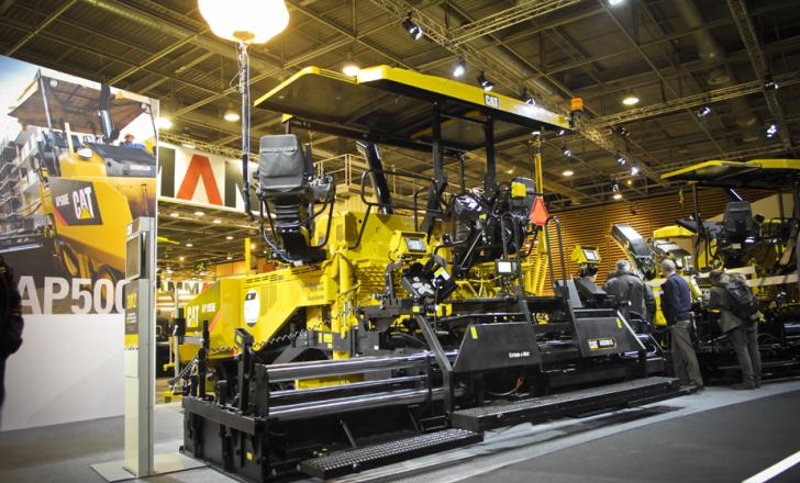 Caterpillar AP1055E paver LIVE at INTERMAT 2012 Caterpillar_AP1055E