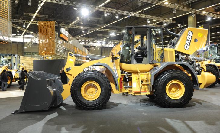 Case Construction Equipment 921F wheeled loaders LIVE at INTERMAT 2012 Case_921F