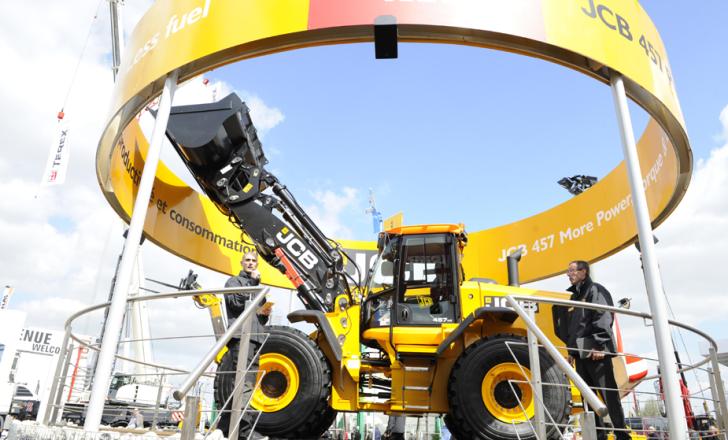 JCB 457 wheeled loader, live at INTERMAT 2012 JCB 457 wheeled loader, live at INTERMAT 2012