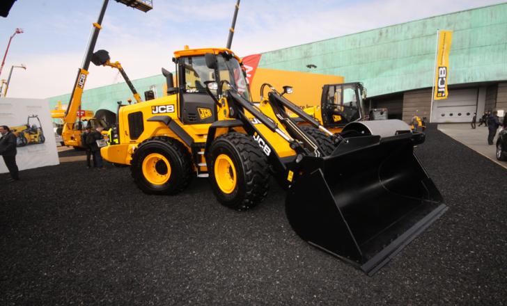 The 437 offer improved performance with lower fuel consumption jcb 437