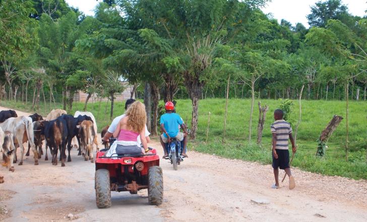 New road links in the Dominican Republic will help boost the country's economy with many dirt roads being paved - image courtest of Lori Newman M12 P91