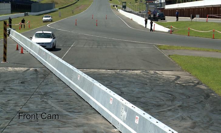 A safety demonstration was carried out in Australia of up-to-date barrier products A safety demonstration was carried out in Australia of up-to-date barrier products