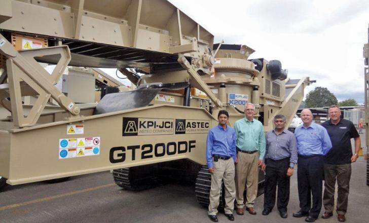 Seen during an Astec visit are (from left) Ali Khan (director, marketing and sales, Astec Aggregate and Mining); Jeff Elliott (president, JCI); Somnath Bhattacharjee; Joe Vig and Dave Schmidt (plant manager, JCI)
Astec management team