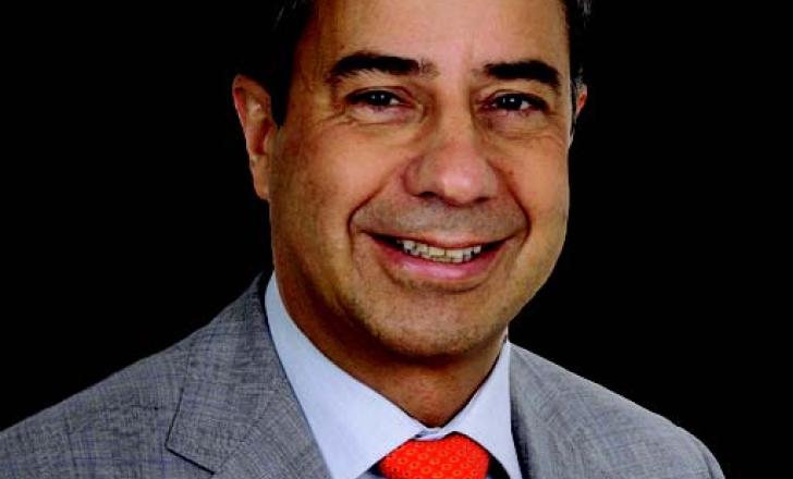 Thomas Junqeira Ayres Ulbrich Thomas Junqeira Ayres Ulbrich