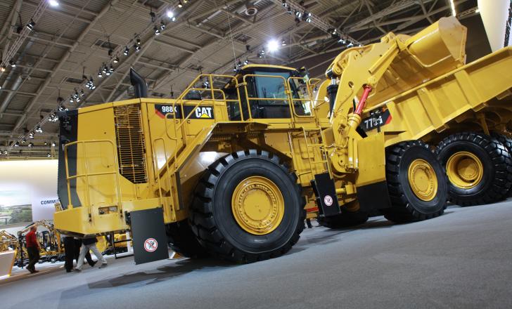 Cat’s new 988K wheeled loaders is said to save up to 20% fuel over previous models Cat’s new 988K wheeled loaders