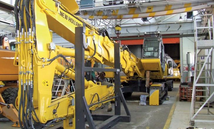 Italian equipment manufacturers are relying heavily on exports at present construction machines