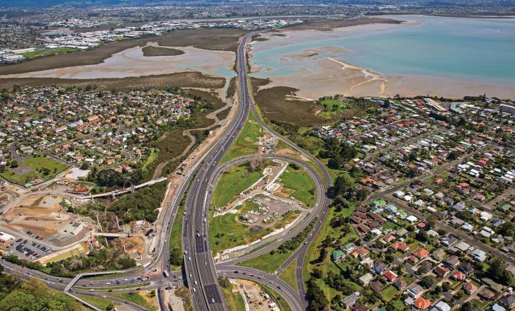 Part of the 4.8km Causeway Upgrade Project on Auckland's North-western motorway which runs through a marine reserve, looking east towards the city - Photography by Greg Kempthorne 4.8km Causeway Upgrade Project on Auckland north west motorway